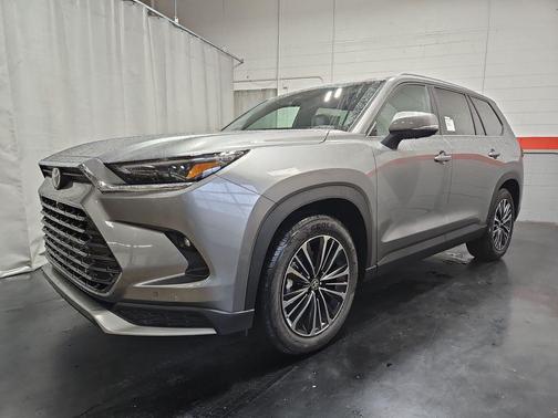 2026 Toyota Grand Highlander Hybrid Platinum MAX