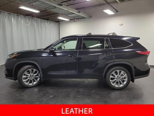 2022 Toyota Highlander Limited