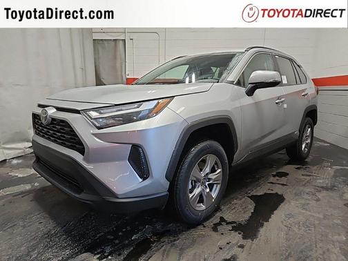 2025 Toyota RAV4 Hybrid XLE