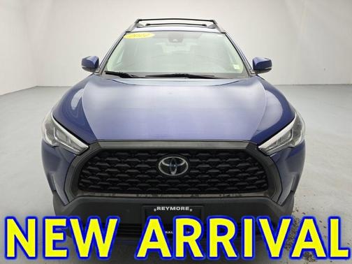 Blue Crush Metallic 2022 Toyota Corolla Cross LE
