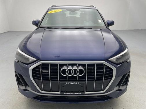 2022 Audi Q3 45 S line Premium