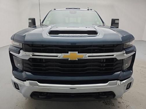 2026 Chevrolet Silverado 3500 LT