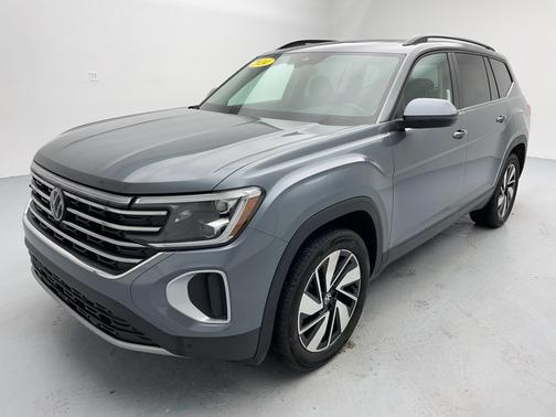 2024 Volkswagen Atlas 2.0T SE
