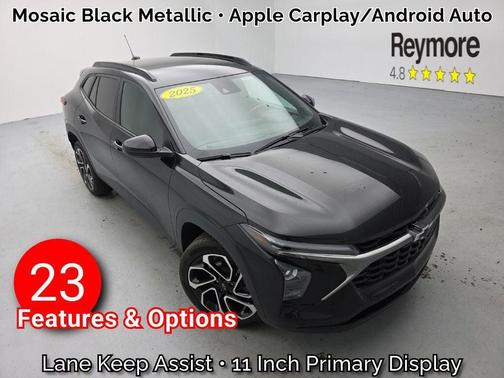 Black 2025 Chevrolet Trax 2RS