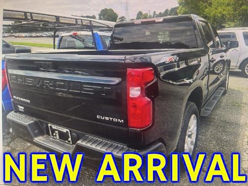 2025 Chevrolet Silverado 1500 Custom