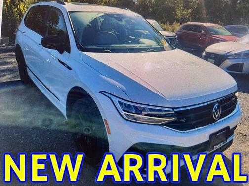 2022 Volkswagen Tiguan 2.0T SE R-Line Black