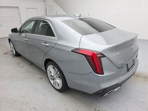 2023 Cadillac CT4 Premium Luxury