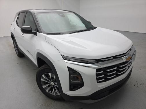Summit White 2026 Chevrolet Equinox LT