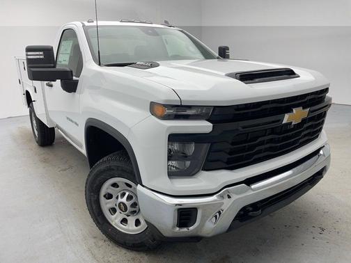 2025 Chevrolet Silverado 3500 WT