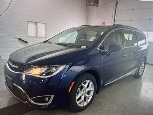 2019 Chrysler Pacifica Touring-L Plus