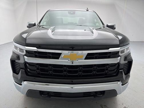 Black 2026 Chevrolet Silverado 1500 LT