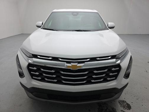 Summit White 2026 Chevrolet Equinox LT