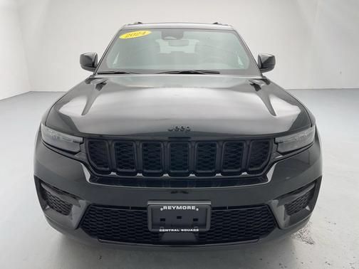 2024 Jeep Grand Cherokee Laredo