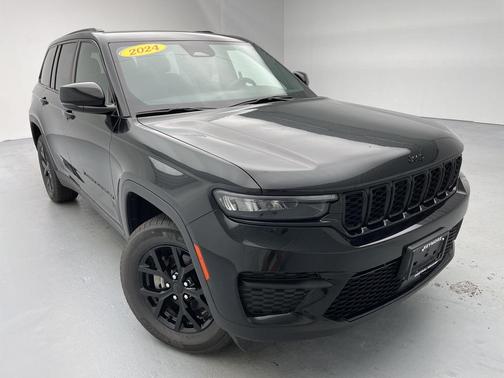 2024 Jeep Grand Cherokee Laredo
