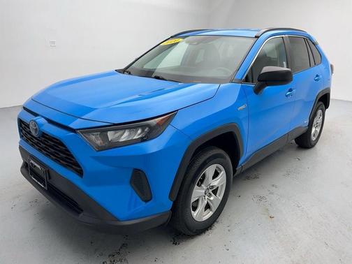 2020 Toyota RAV4 Hybrid LE