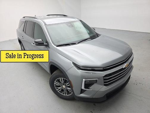 Sterling Gray Metallic 2026 Chevrolet Traverse LT