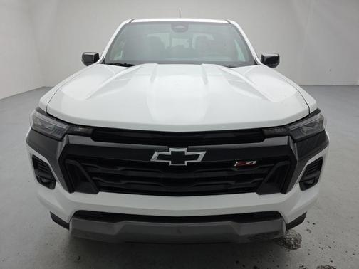 Summit White 2026 Chevrolet Colorado Z71