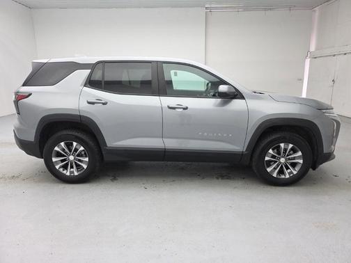 Sterling Gray Metallic 2026 Chevrolet Equinox LT
