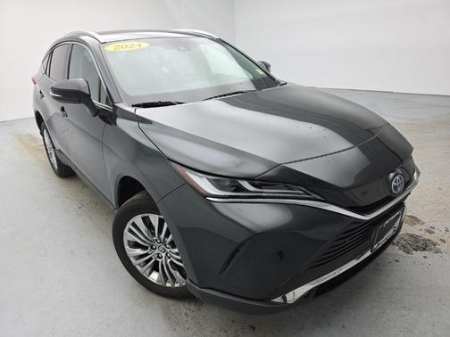 Celestial Black 2024 Toyota Venza XLE