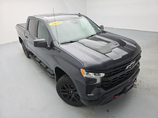 Dark Ash Metallic 2024 Chevrolet Silverado 1500 LT Trail Boss