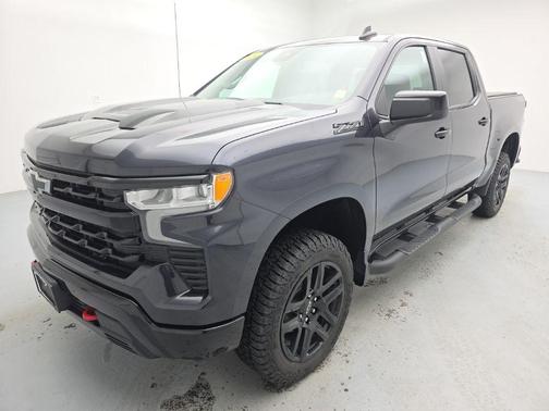 Dark Ash Metallic 2024 Chevrolet Silverado 1500 LT Trail Boss