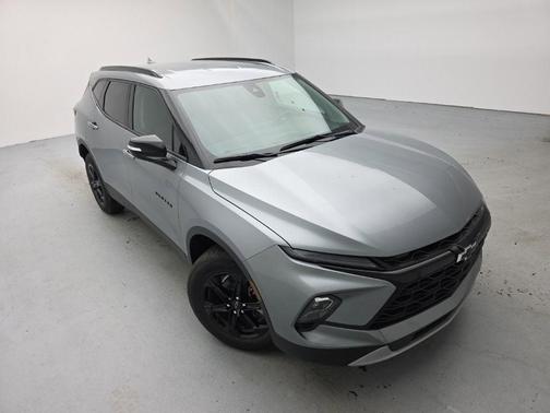 Sterling Gray Metallic 2026 Chevrolet Blazer LT