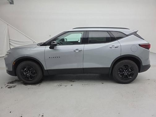 Sterling Gray Metallic 2026 Chevrolet Blazer LT