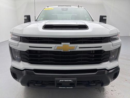 2024 Chevrolet Silverado 2500 Custom