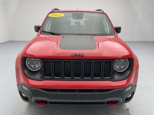 2023 Jeep Renegade Trailhawk
