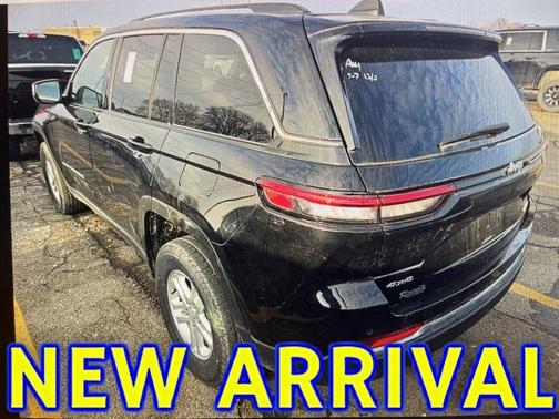 2023 Jeep Grand Cherokee Laredo