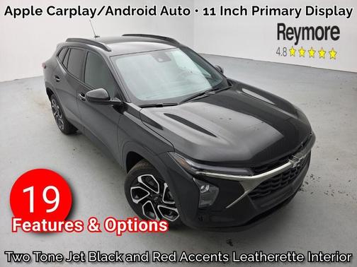 Mosaic Black Metallic 2026 Chevrolet Trax 2RS