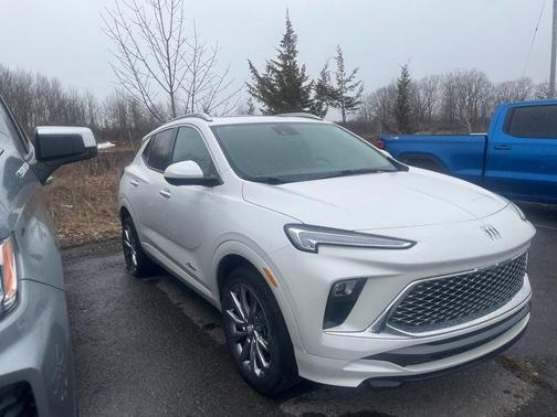 White Frost Tri-Coat 2025 Buick Encore GX Avenir