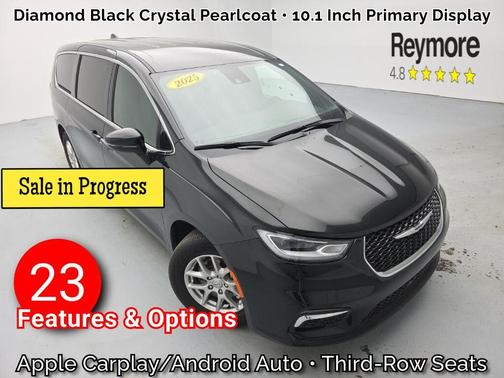 Diamond Black 2025 Chrysler Pacifica Select