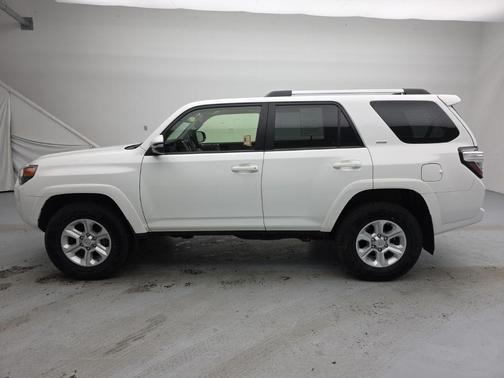 Ice 2023 Toyota 4Runner SR5 Premium