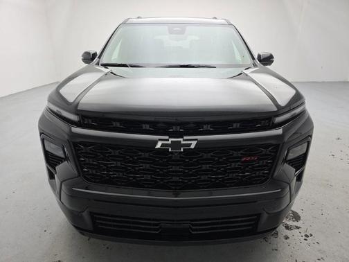 Mosaic Black Metallic 2026 Chevrolet Traverse RS