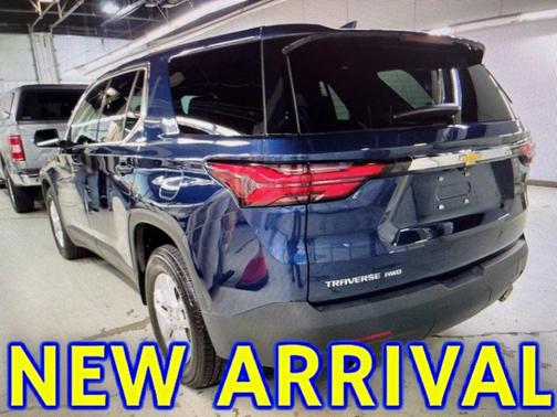 2023 Chevrolet Traverse LS