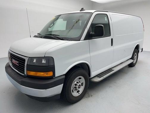 2023 GMC Savana 2500 Work Van