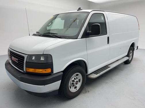 2023 GMC Savana 2500 Work Van