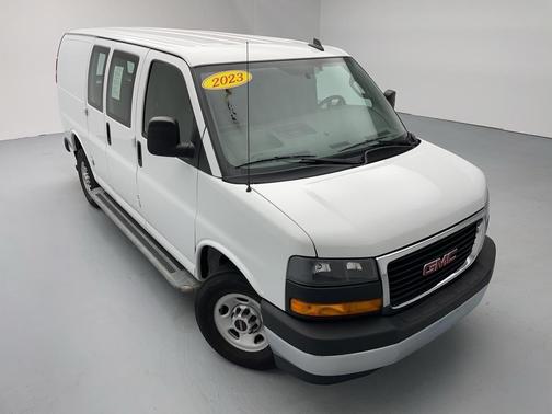 2023 GMC Savana 2500 Work Van