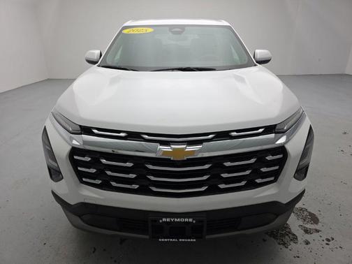 Summit White 2025 Chevrolet Equinox LT