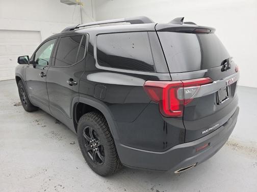 Ebony Twilight Metallic 2023 GMC Acadia AT4