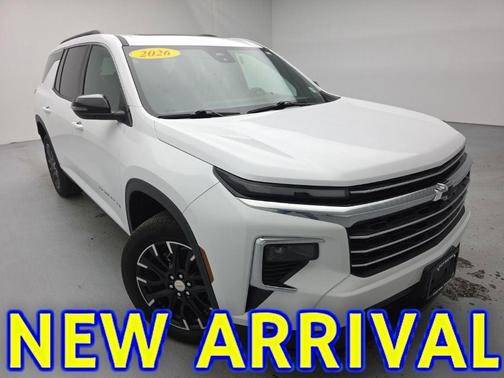 Summit White 2026 Chevrolet Traverse LT