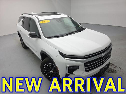 Summit White 2026 Chevrolet Traverse LT