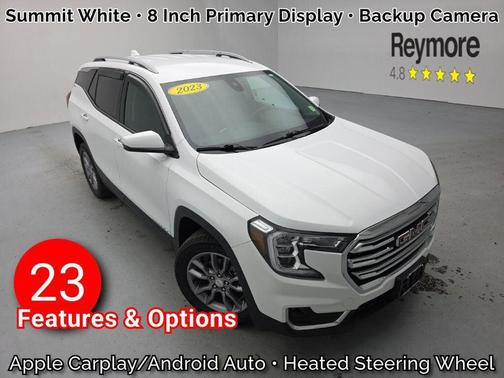White 2023 GMC Terrain SLT