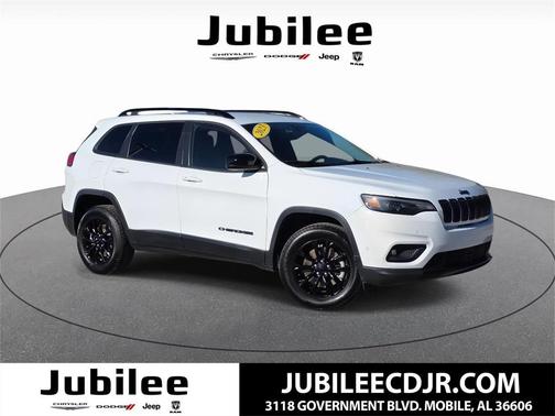 2023 Jeep Cherokee Altitude Lux