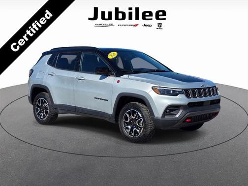 Silver Zynith 2025 Jeep Compass Trailhawk