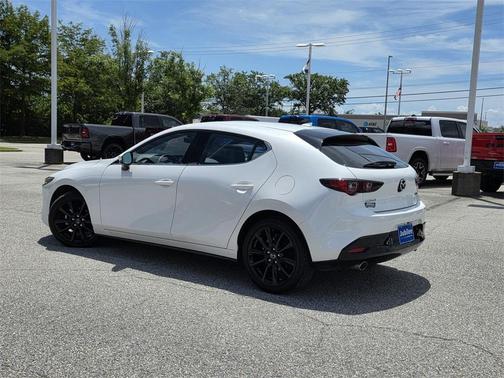 2024 Mazda Mazda3 FWD w/Premium Package