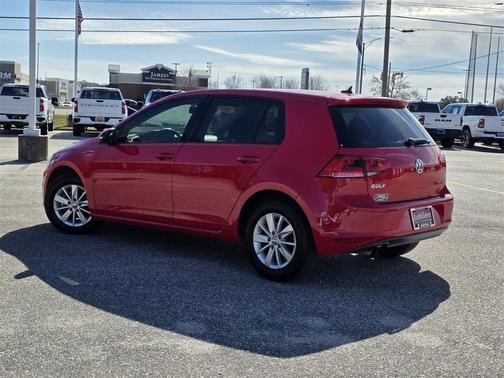 2016 Volkswagen Golf TSI S 4-Door