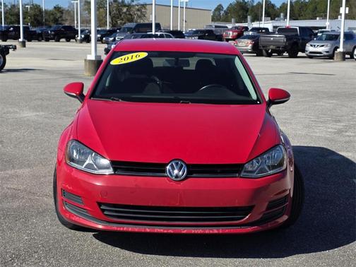 2016 Volkswagen Golf TSI S 4-Door