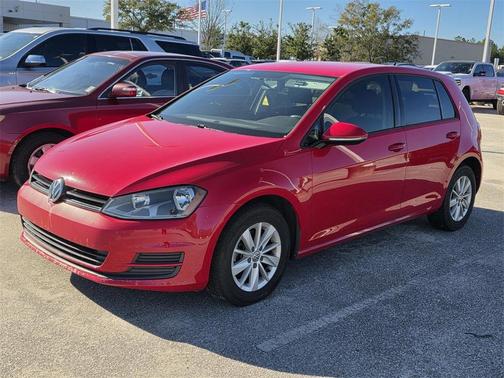 2016 Volkswagen Golf TSI S 4-Door